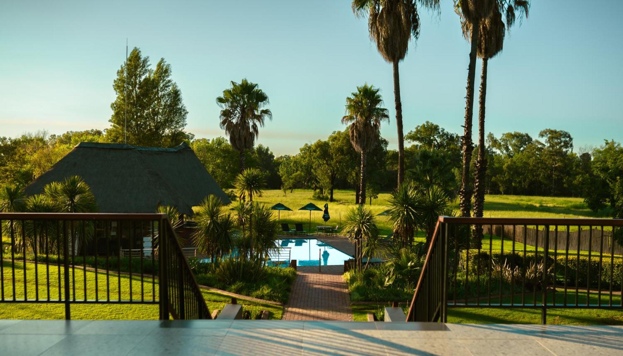 Emerald Resort & Casino Vanderbijlpark Exterior photo